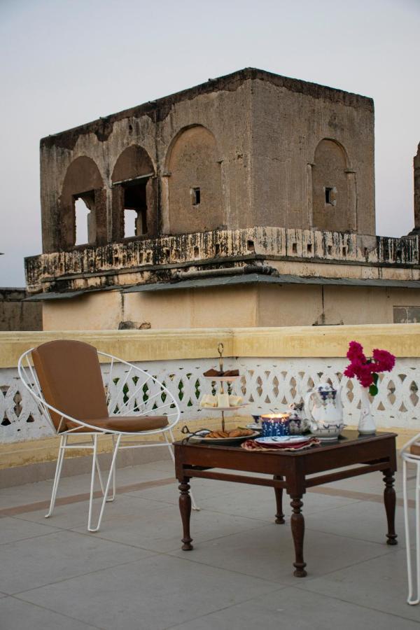 Titardi Garh- 18Th Century Castle Homestay Udajpur Exteriér fotografie