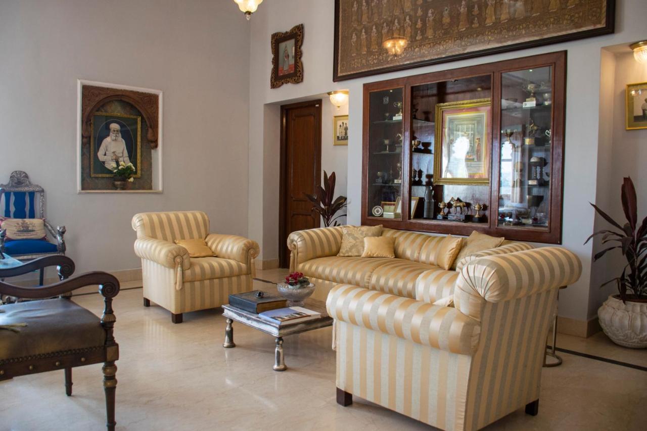 Titardi Garh- 18Th Century Castle Homestay Udajpur Exteriér fotografie